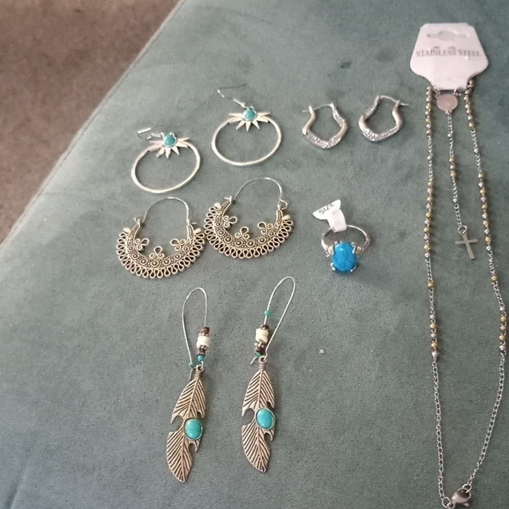 Turquoise and Silver Leaf Earring & Stainless Steel Cross Pendant,With Ring, New